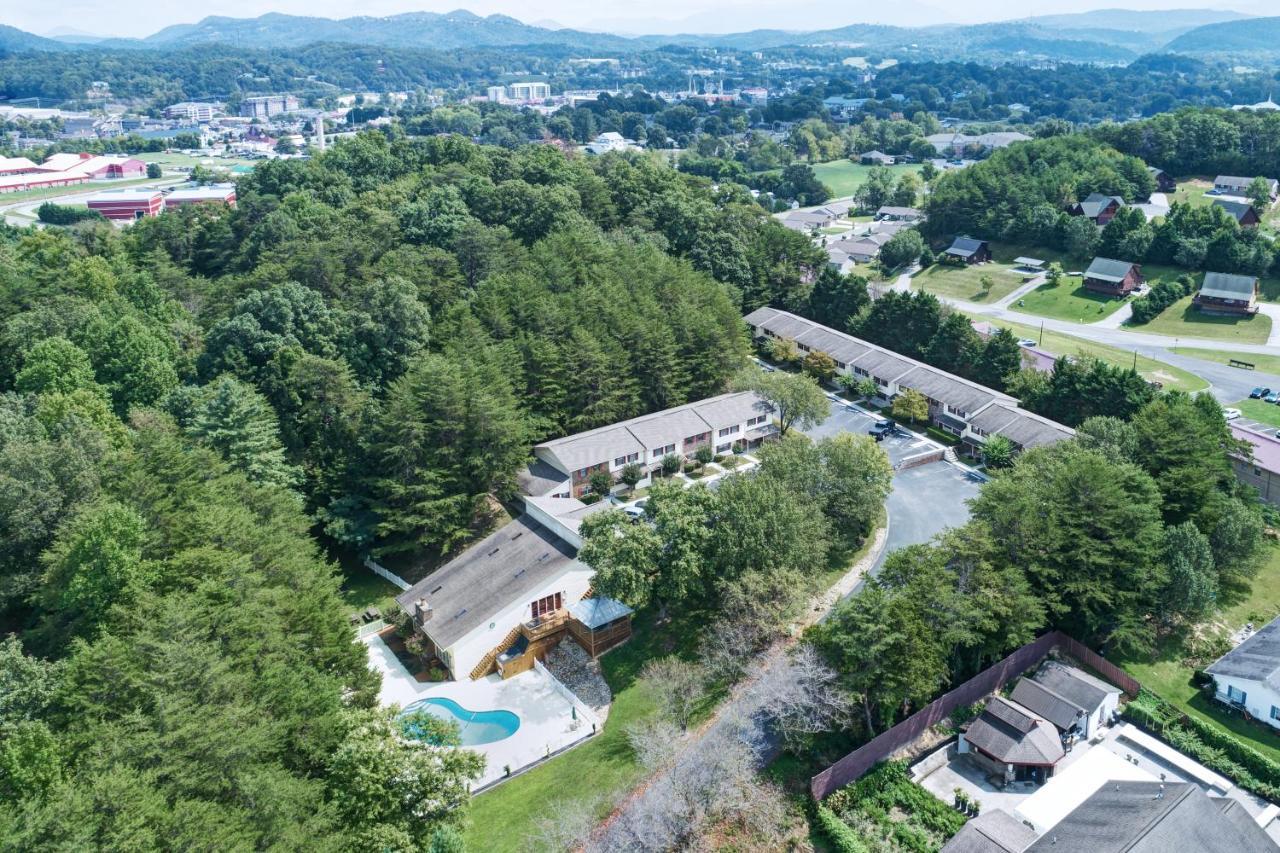 Mountain Meadows By Exploria Resorts Pigeon Forge Exteriör bild